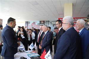 Aksaray Üniversitesi’nde Kariyer Günü 2026 Coşkusu: Geleceğin İlk Adımı Atıldı