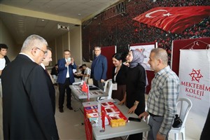 Aksaray Üniversitesi’nde Kariyer Günü 2026 Coşkusu: Geleceğin İlk Adımı Atıldı